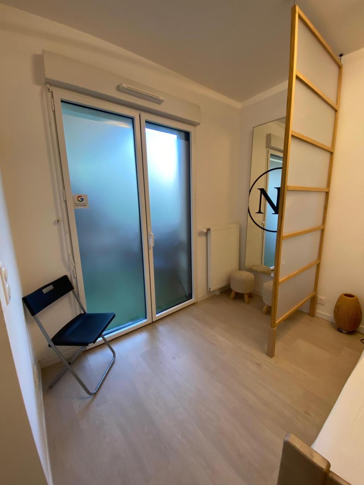 Spacieux Appart Terrasse Metro Hopital 4Pers Wifi Вільжуїф Екстер'єр фото