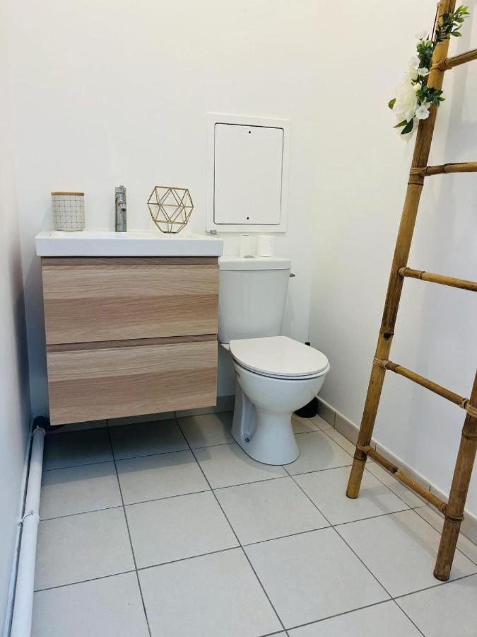 Spacieux Appart Terrasse Metro Hopital 4Pers Wifi Вільжуїф Екстер'єр фото