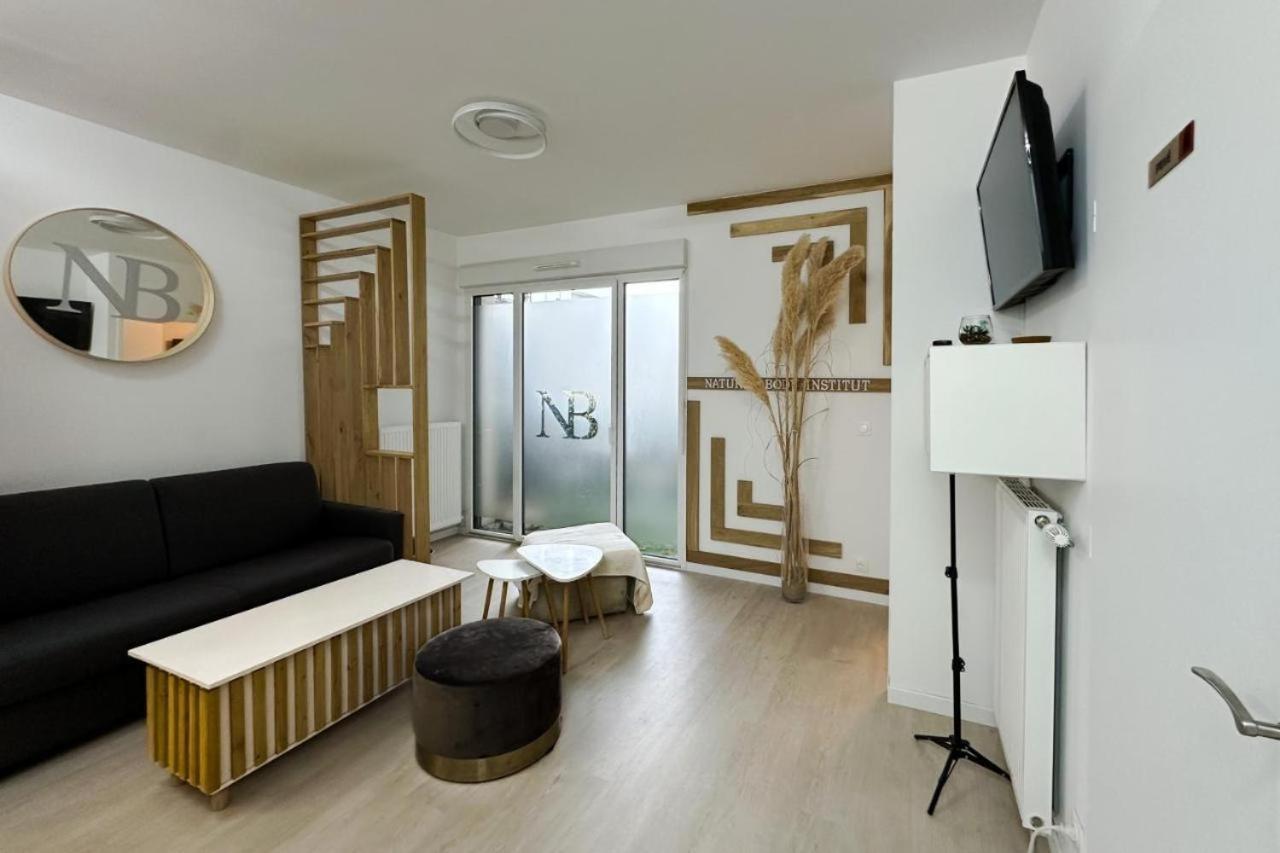 Spacieux Appart Terrasse Metro Hopital 4Pers Wifi Вільжуїф Екстер'єр фото